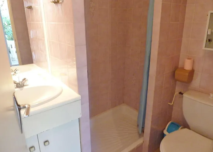 T2 Avec Grande Terrasse, Proche Plage, Parking Et Equipements Complets - Fr-1-387-165 *